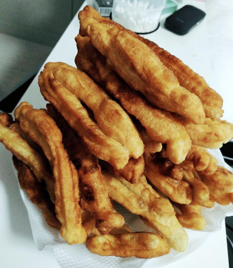 家庭油条的做法