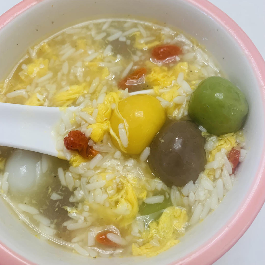 红糖枸杞米酒汤圆