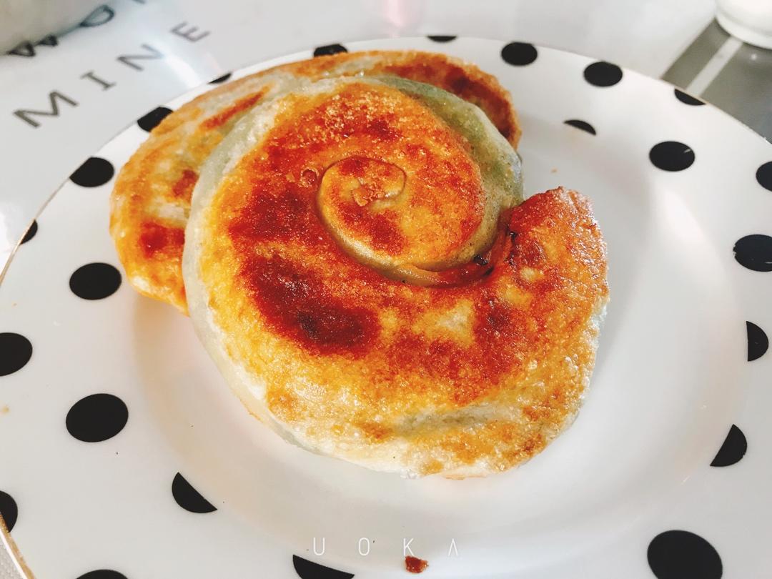 薄皮韭菜饼