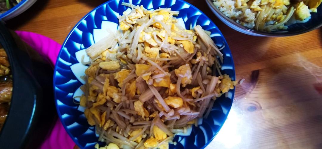 金针菇炒鸡蛋