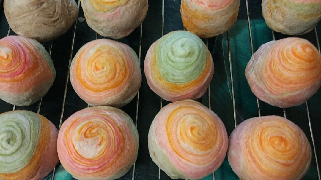 蛋黄酥~紫薯、抹茶、原味~花好月圆，中秋快乐~内附一次做六色蛋黄酥方法~