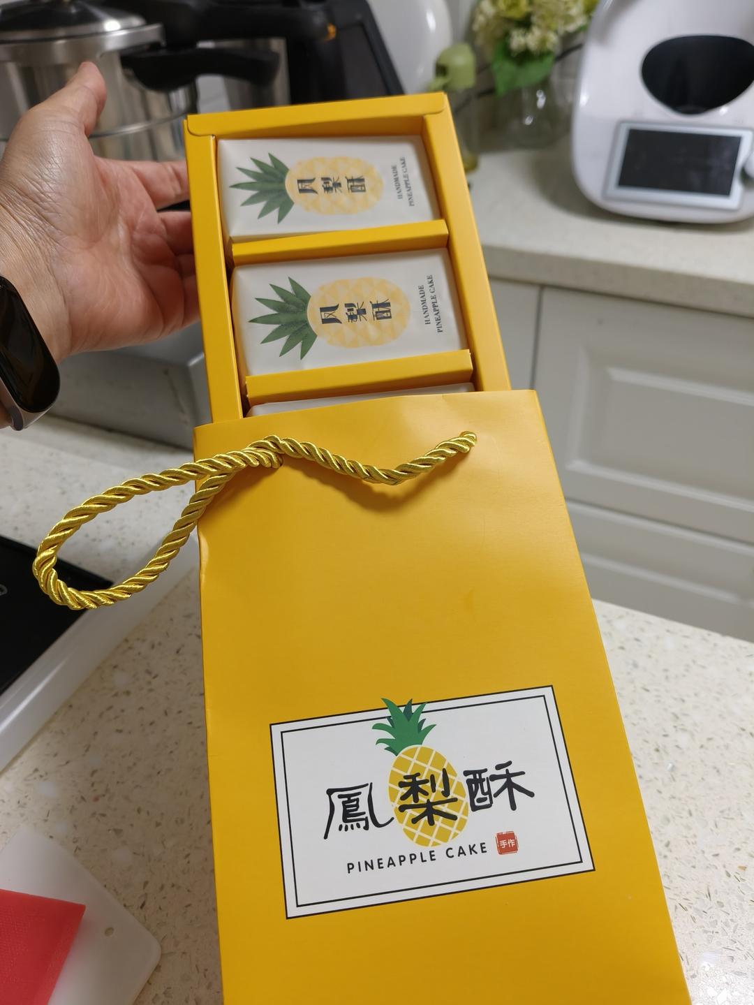 春之约凤梨酥