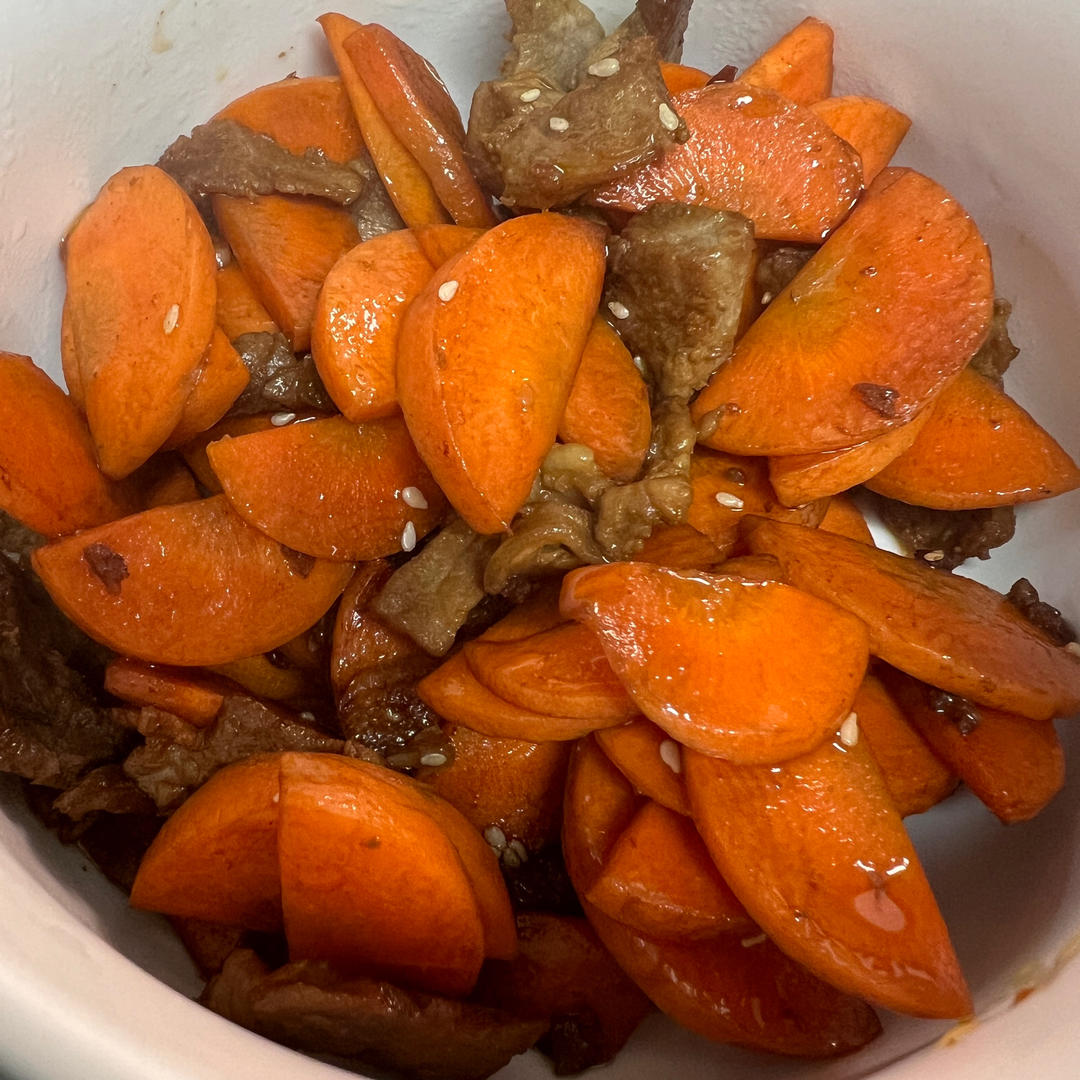 超下饭的胡萝卜炒肉