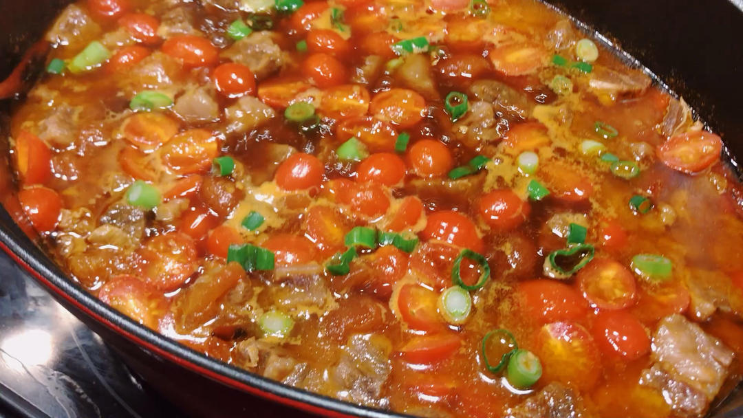 番茄炖带骨牛腩—Staub珐琅铸铁锅