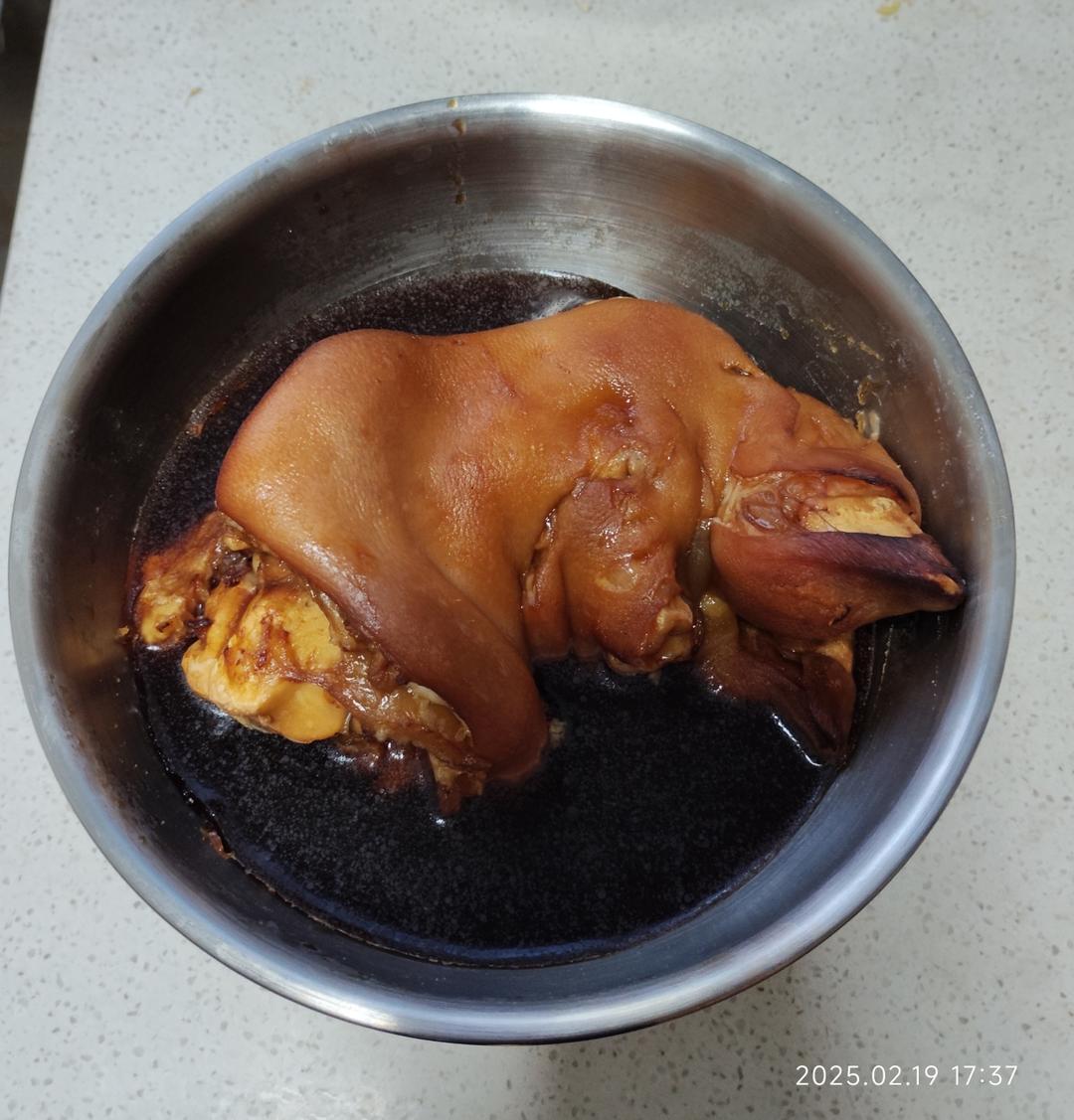 酱猪蹄～~胜过青岛“某亭猪蹄”的做法