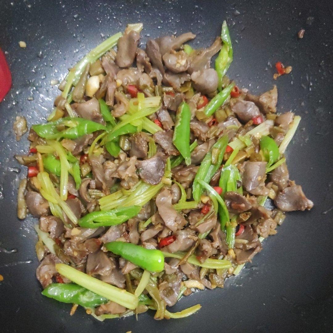 妈妈牌酸辣鸡胗