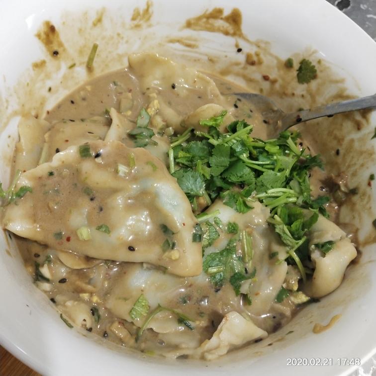 拌饺子🥟的做法