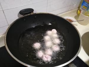酥炸肉丸-藕丸子的做法 步骤6