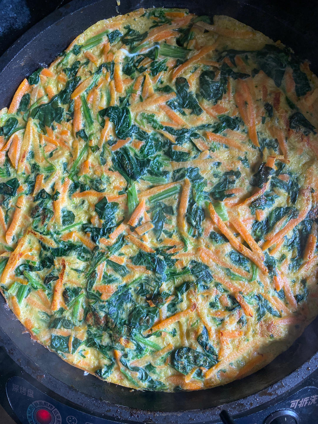 早餐不知道给孩子吃什么？试试这个菠菜鸡蛋卷