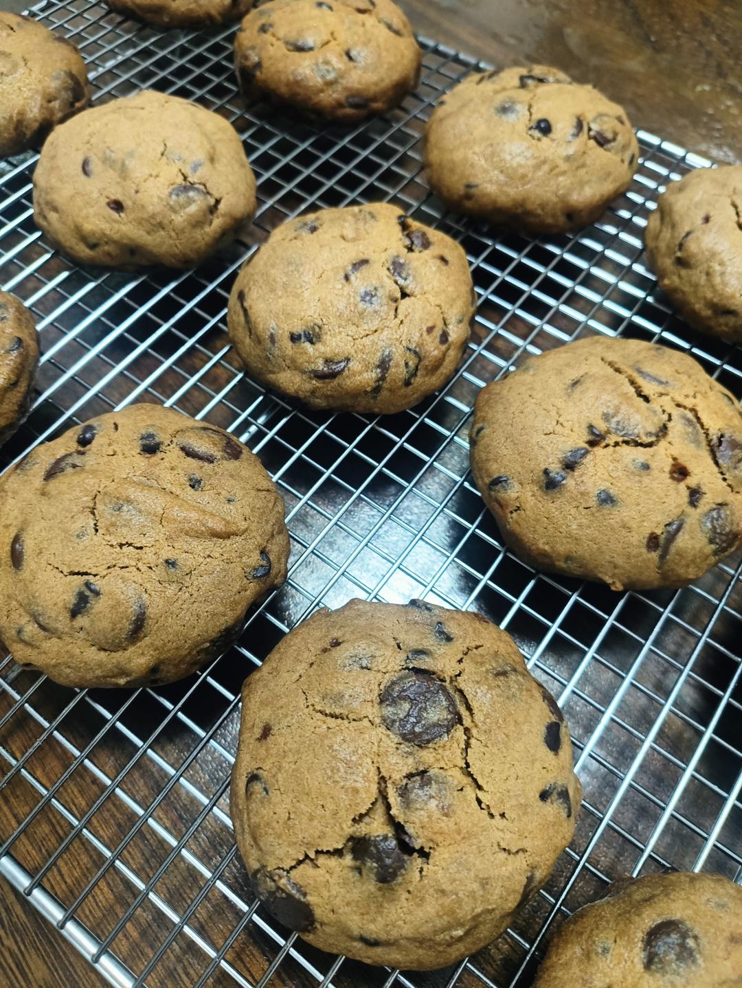 要说好吃 还得是大美式双重巧克力软曲奇 吃的就是这一口爆浆！