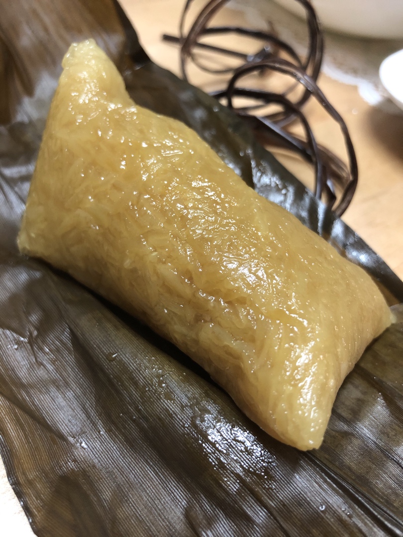 碱水水晶粽,凉粽(好吃得不得了的水晶粽,没有之一)特产粽子,碱水粽
