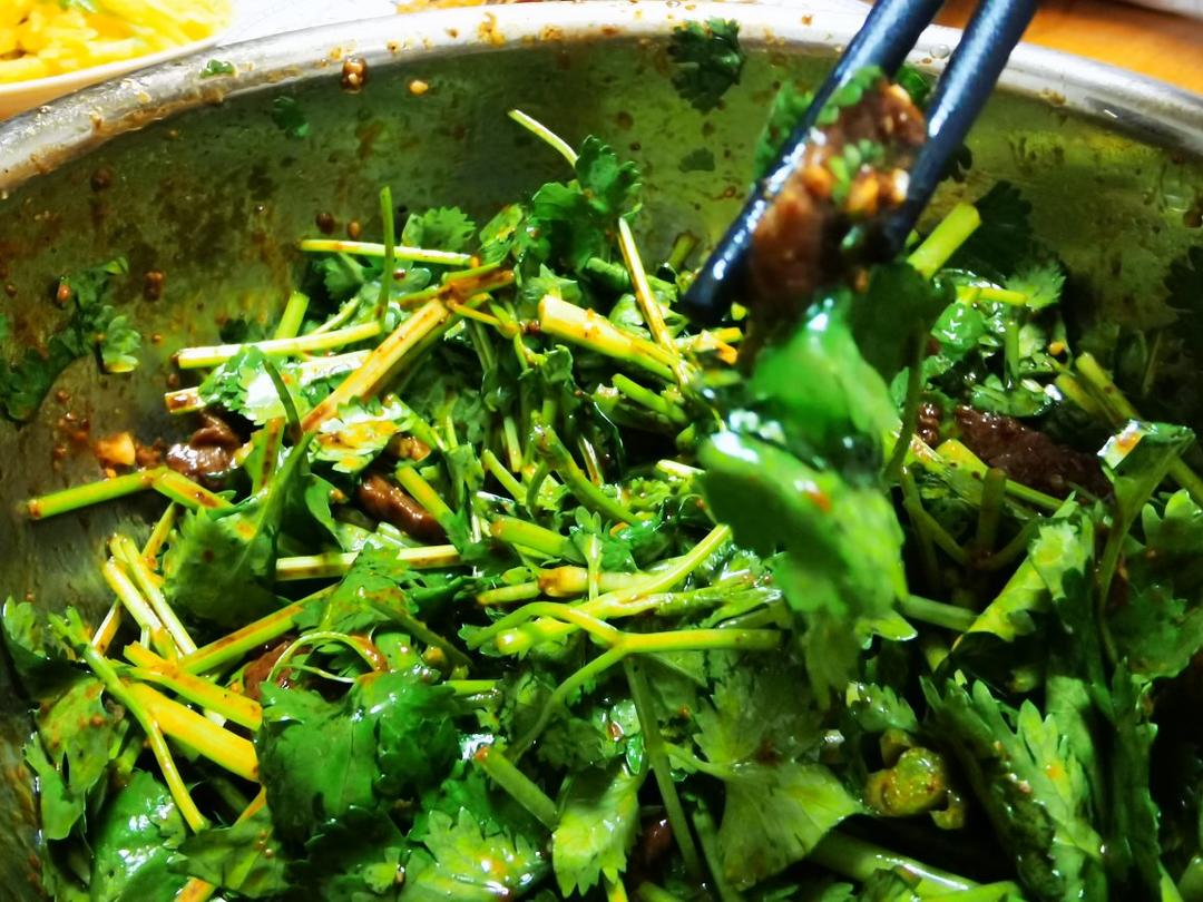 香菜拌牛肉