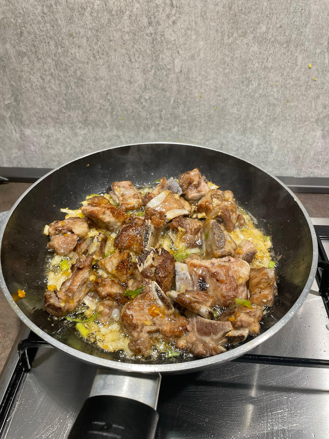 蒜香排骨
