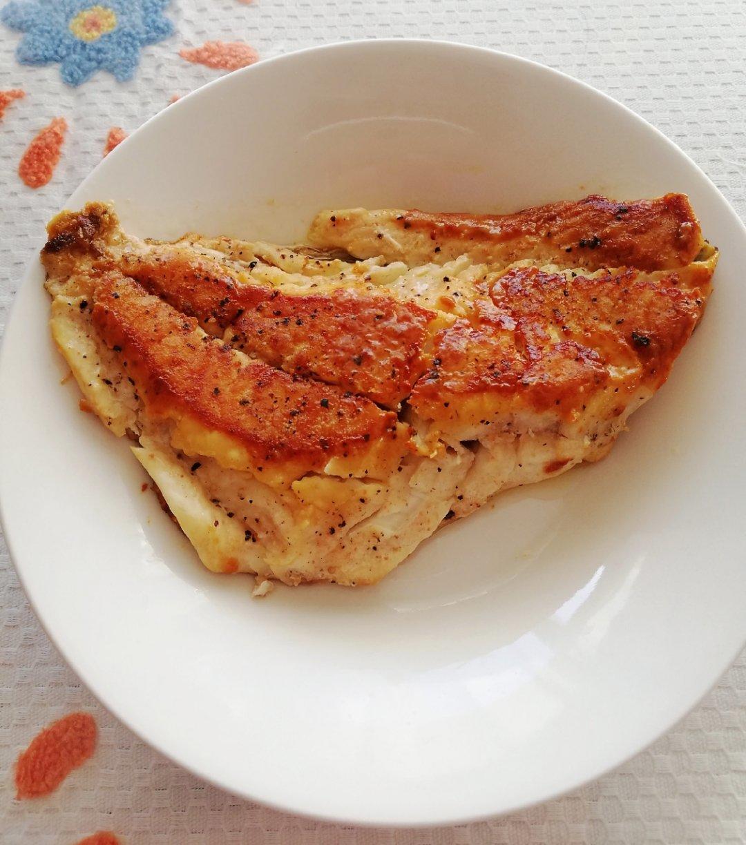 宝贝快长大做的香煎鲷鱼,鲷鱼两吃之一