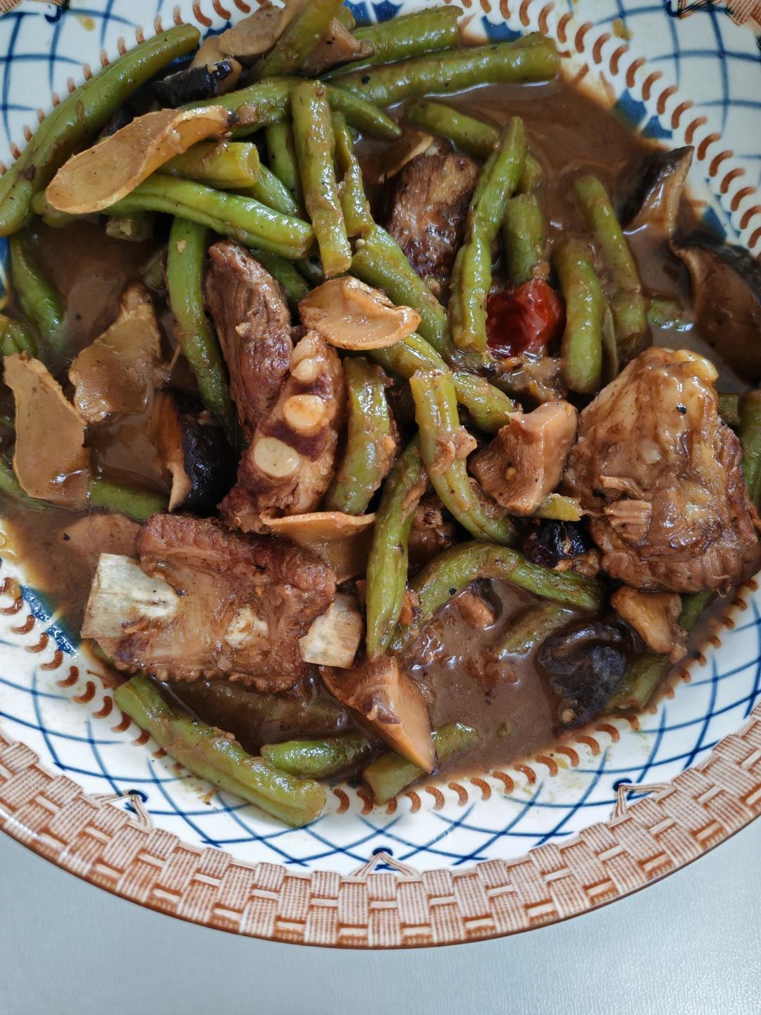 硬菜代表--排骨炖豆角土豆（豆角焖面胚子）
