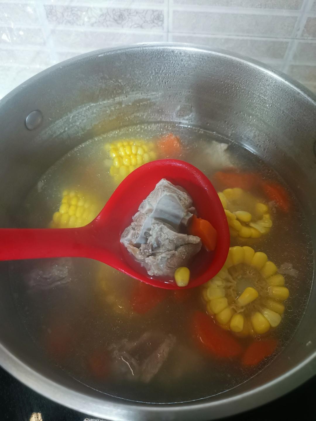 玉米排骨汤