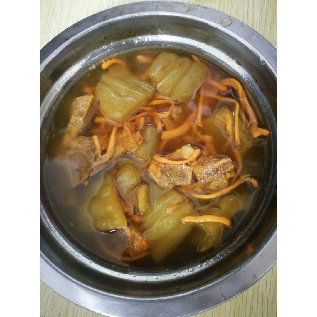 苦瓜黄豆排骨汤