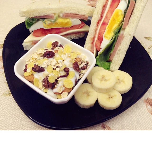 火腿芝士蛋三文治