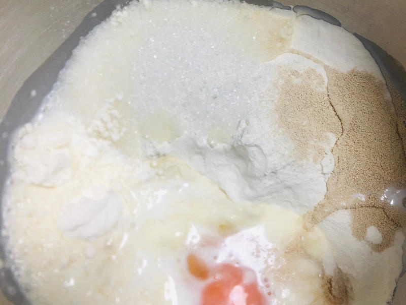 纯奶手撕吐司的做法 步骤1