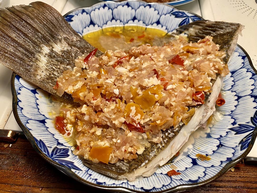 生酮低碳--蒜香泡椒纸包鱼，快手，高蛋白低脂餐的做法