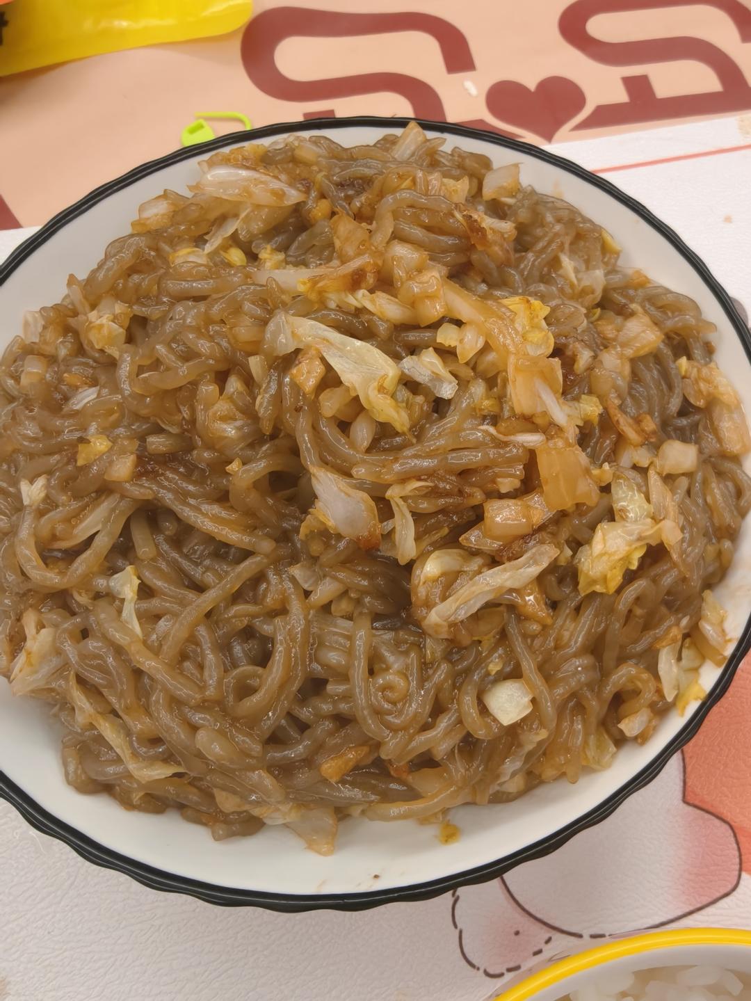 最近爱吃粉丝粉条～包菜炒粉丝