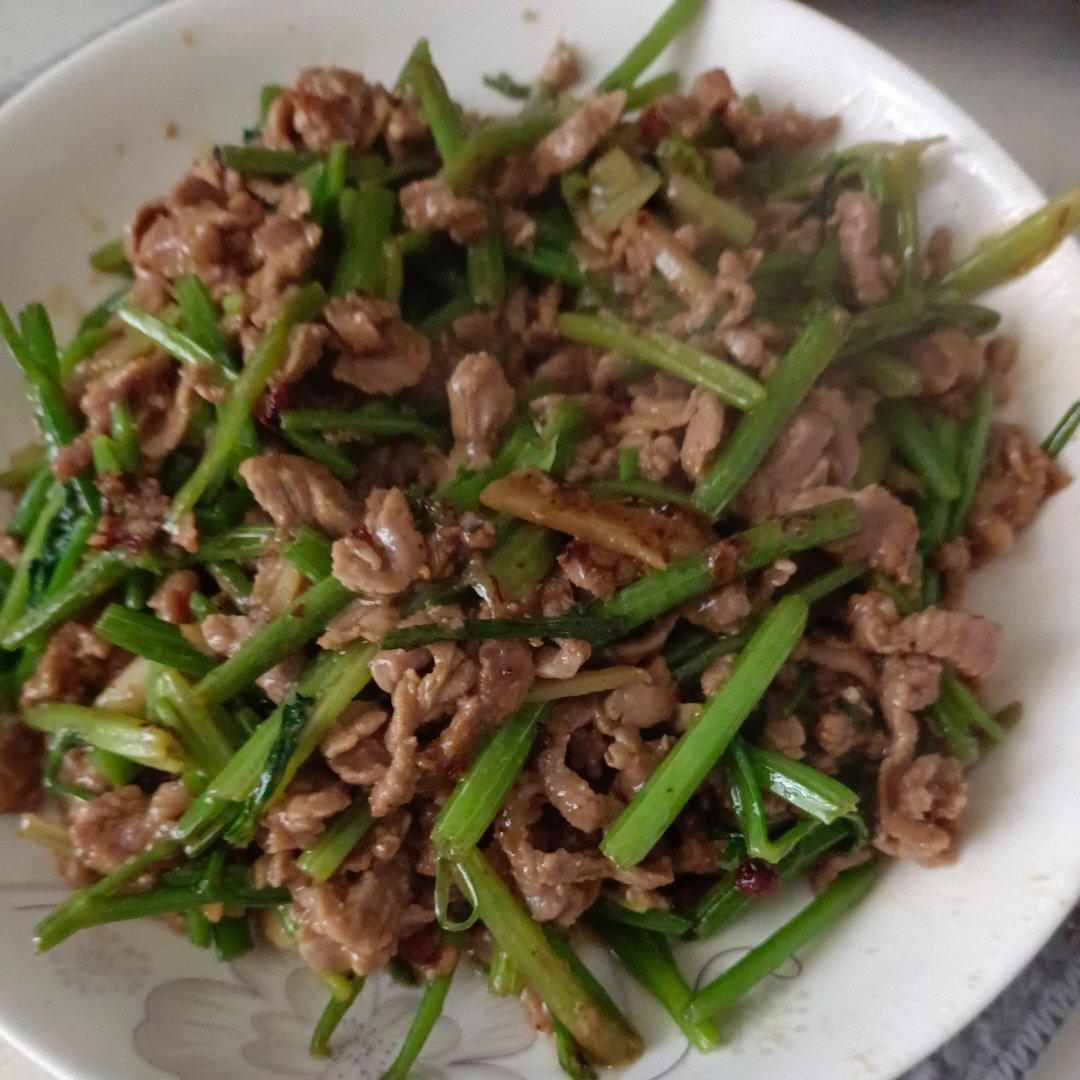 超下饭的芹菜炒牛肉