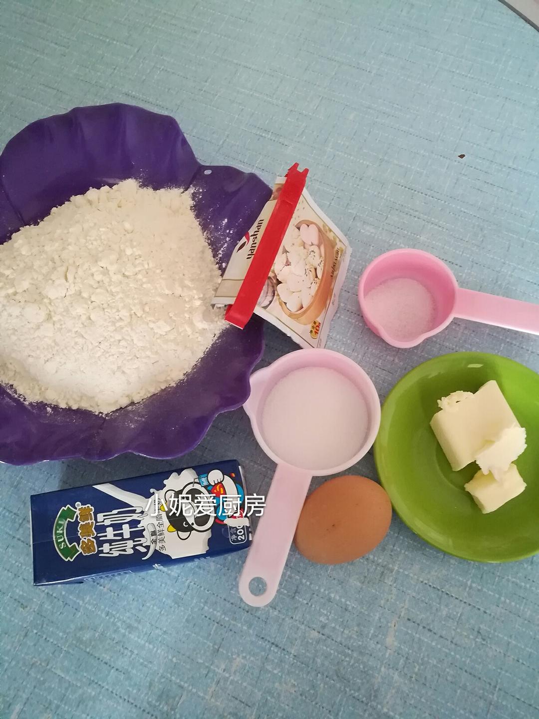 纯奶手撕吐司的做法 步骤1