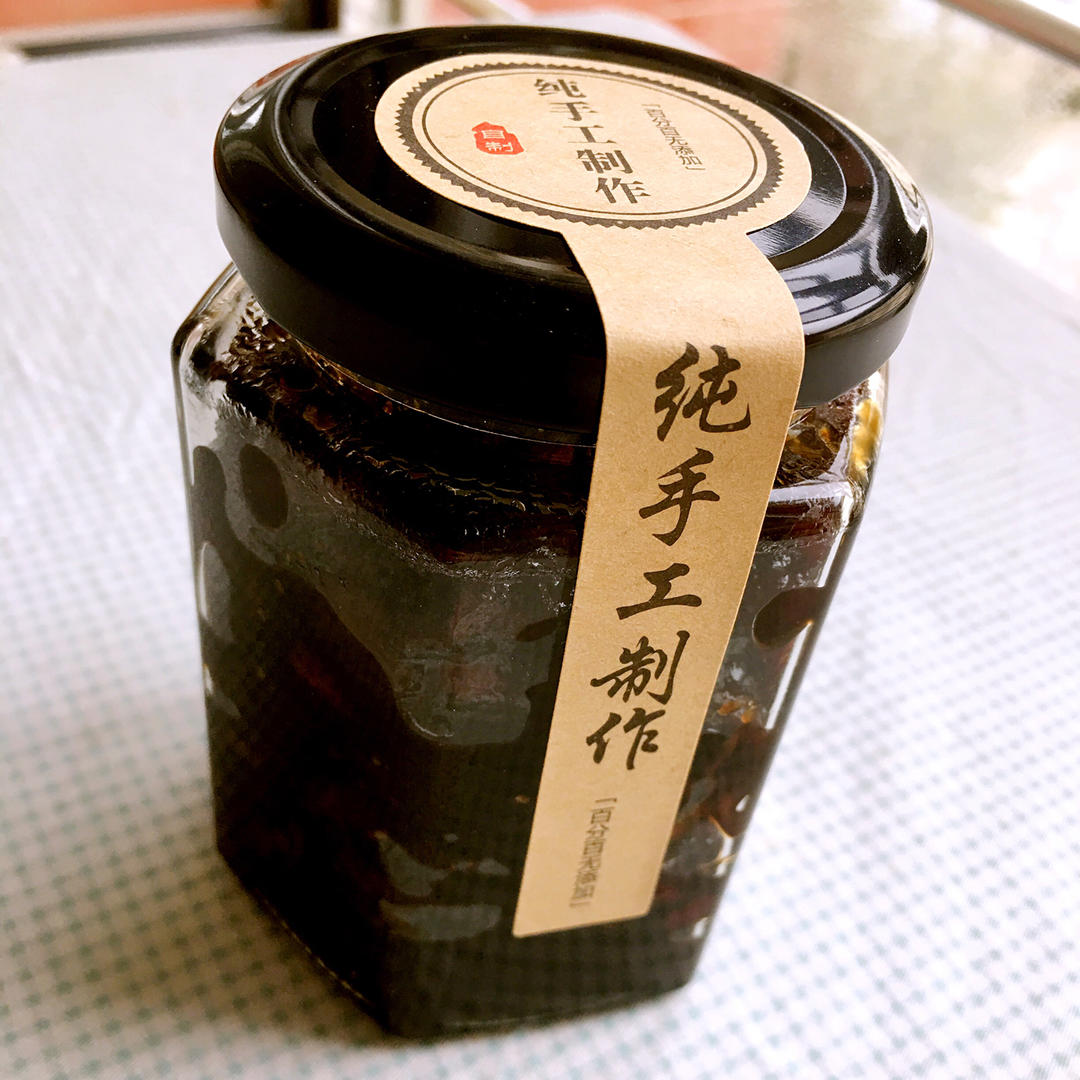 黑糖红枣枸杞姜母茶酱