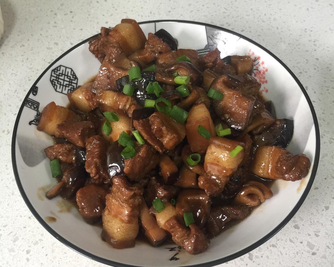 香菇烧肉的做法