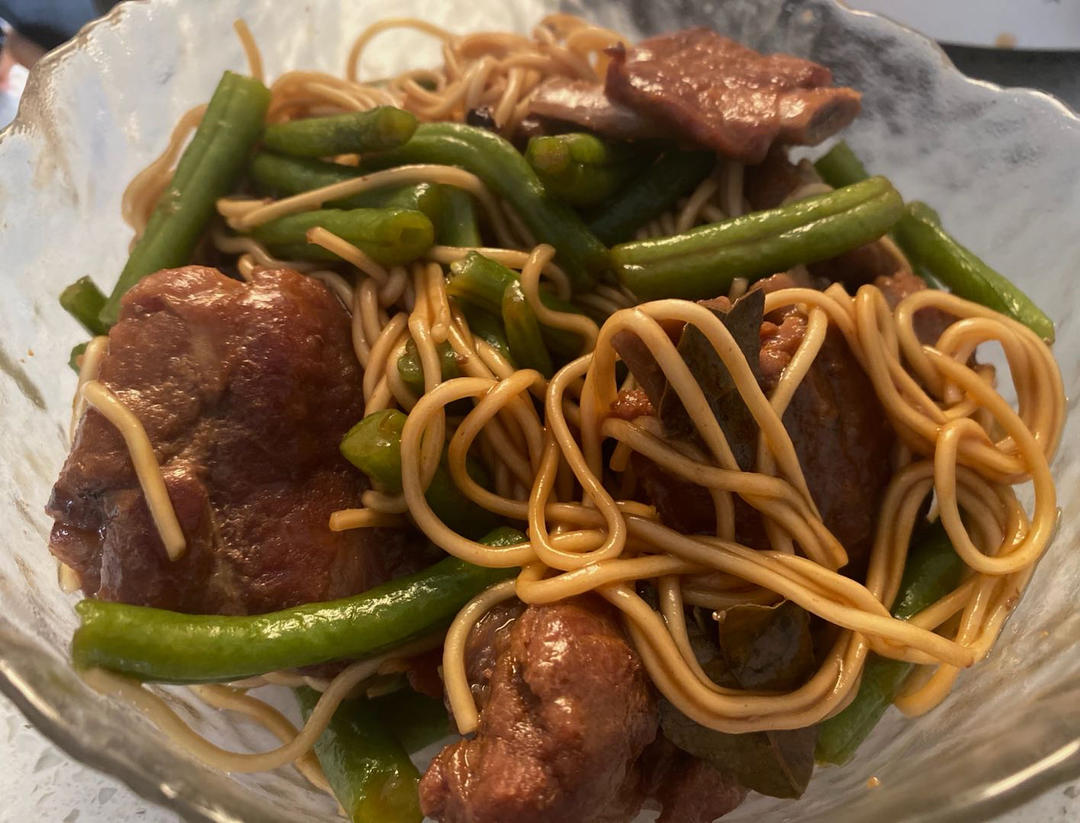 排骨豆角焖面
