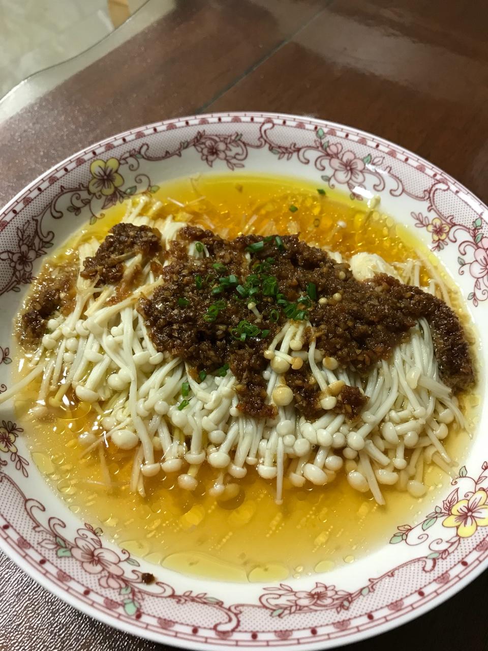 蒜蓉蒸金针菇