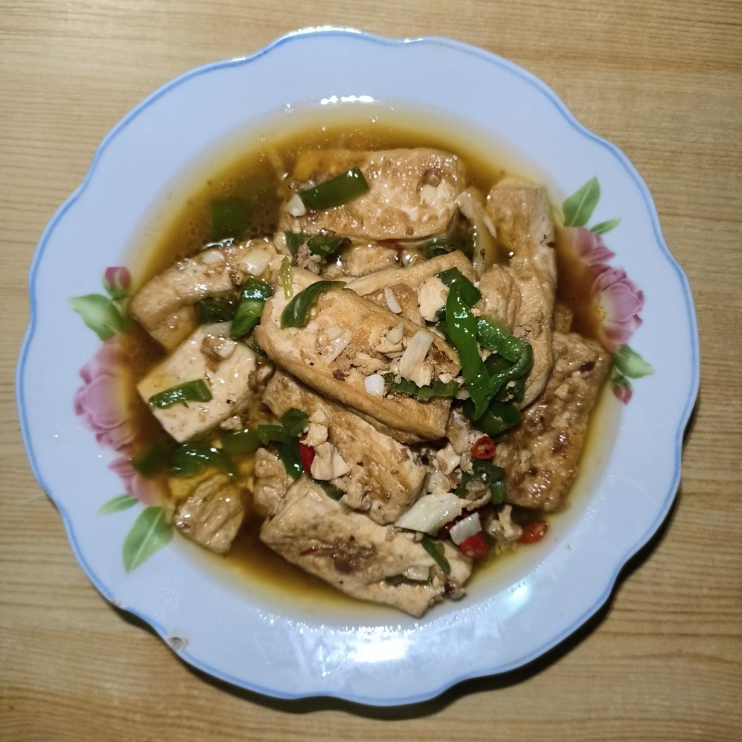 厨师长教你：“懒人烧豆腐”的家常做法，很简单懒人的做法，收藏