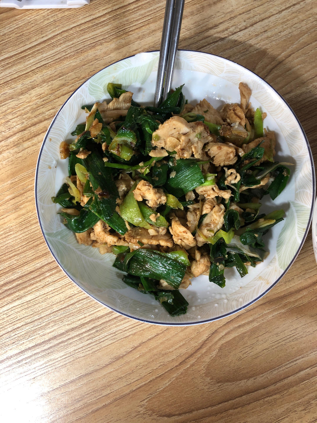 蒜苗炒鸡肉