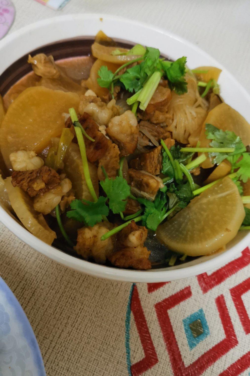 萝卜烧牛腩