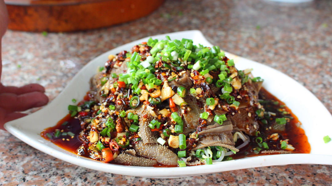 凉拌毛肚的做法