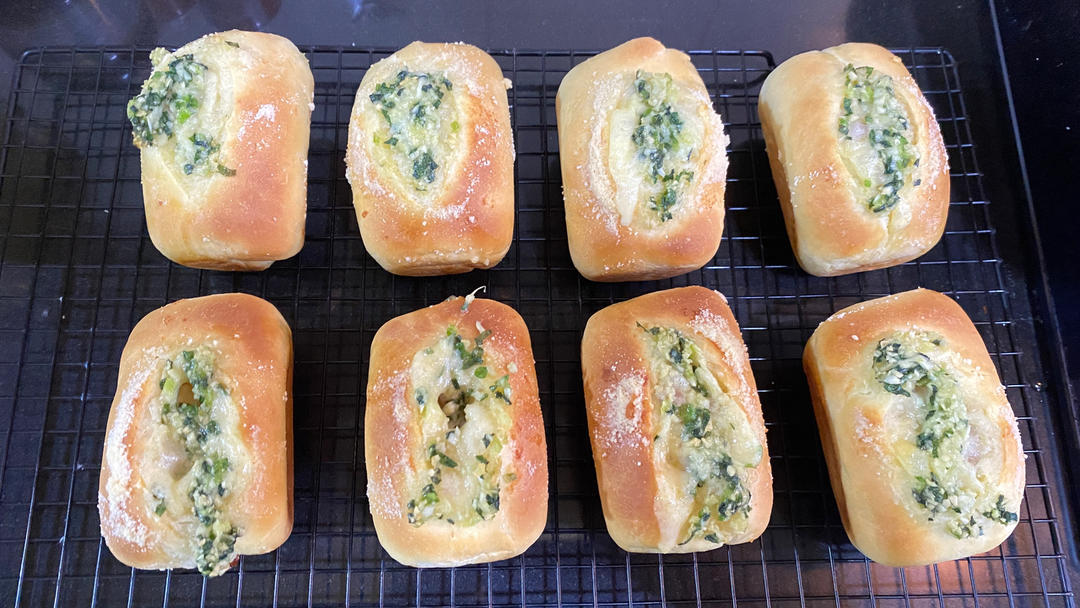 蒜香芝士火腿小吐司🍞超香！无法抗拒的咸口面包
