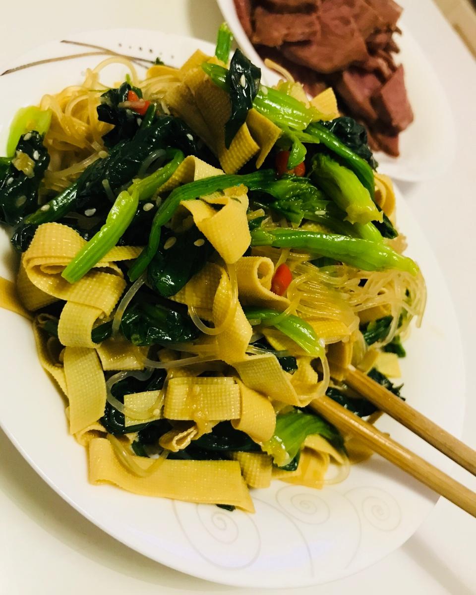 凉拌菠菜粉丝
