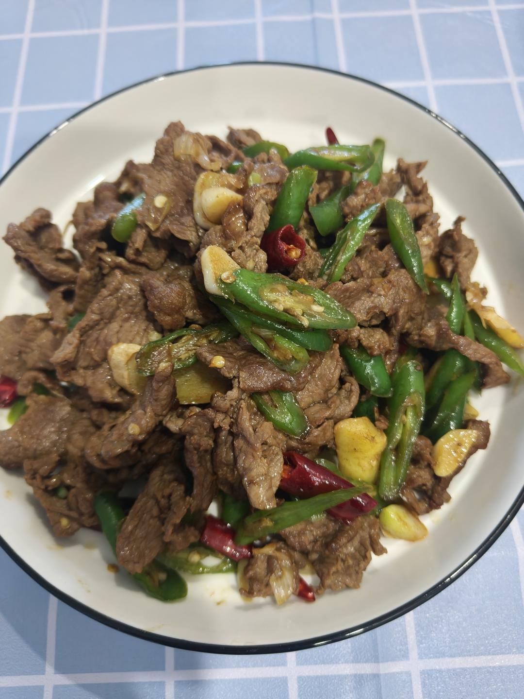 绝对不会炒老的尖椒牛柳