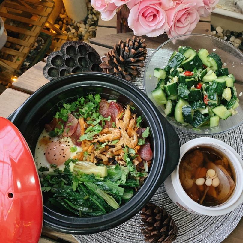 香肠煲仔饭