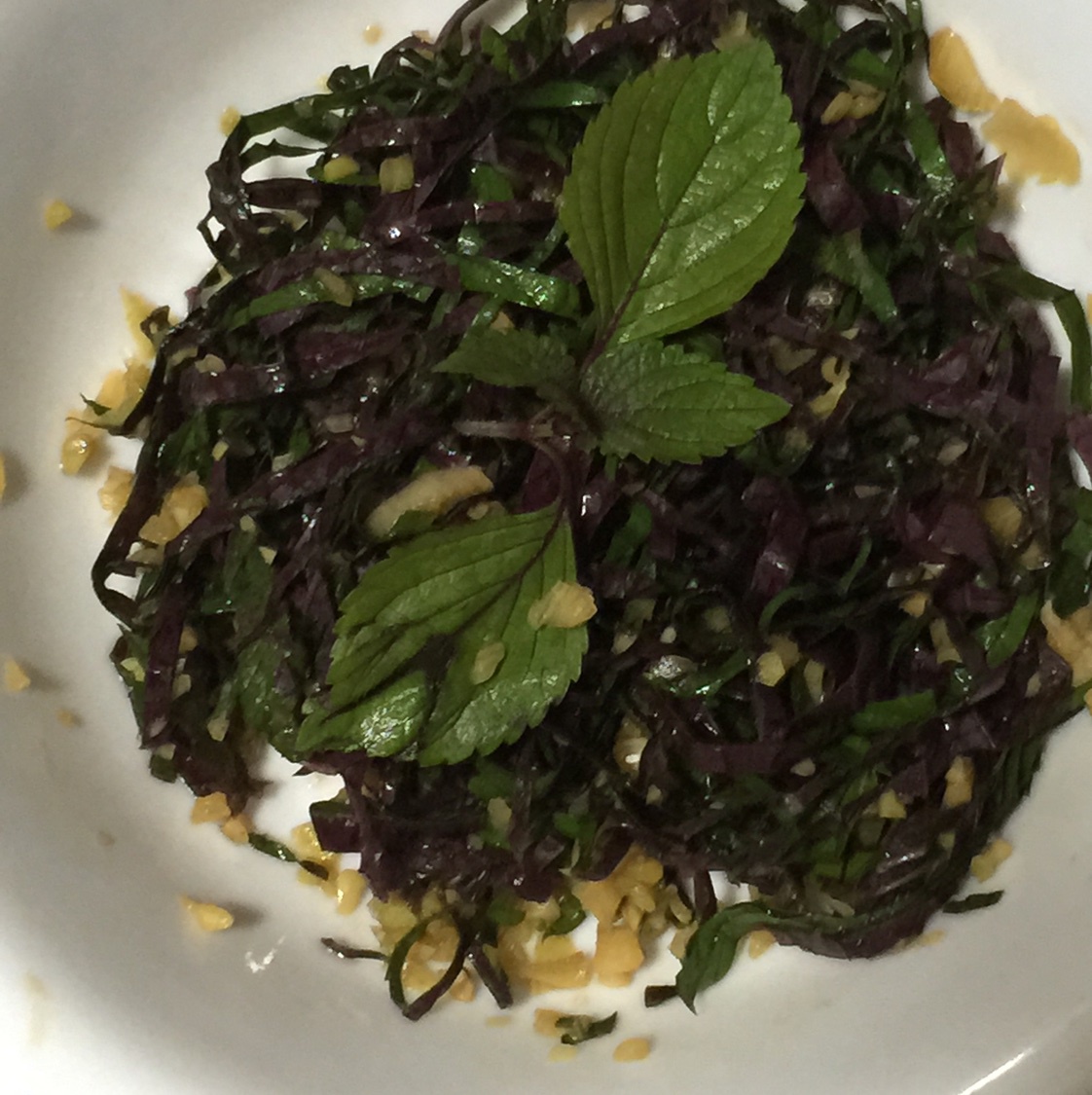 懒人快手菜凉拌紫苏