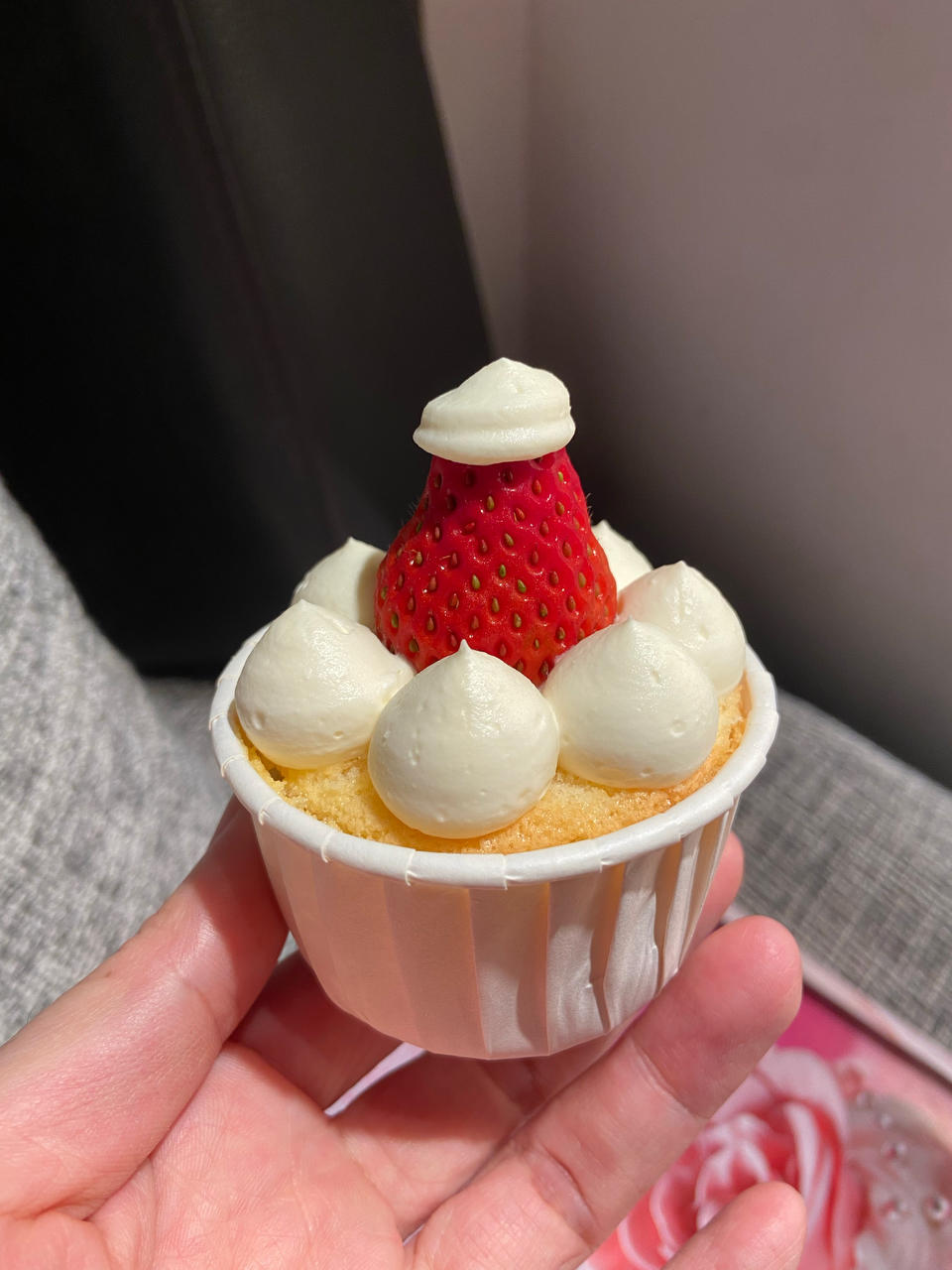 圣诞纸杯蛋糕(超详细视频教程)