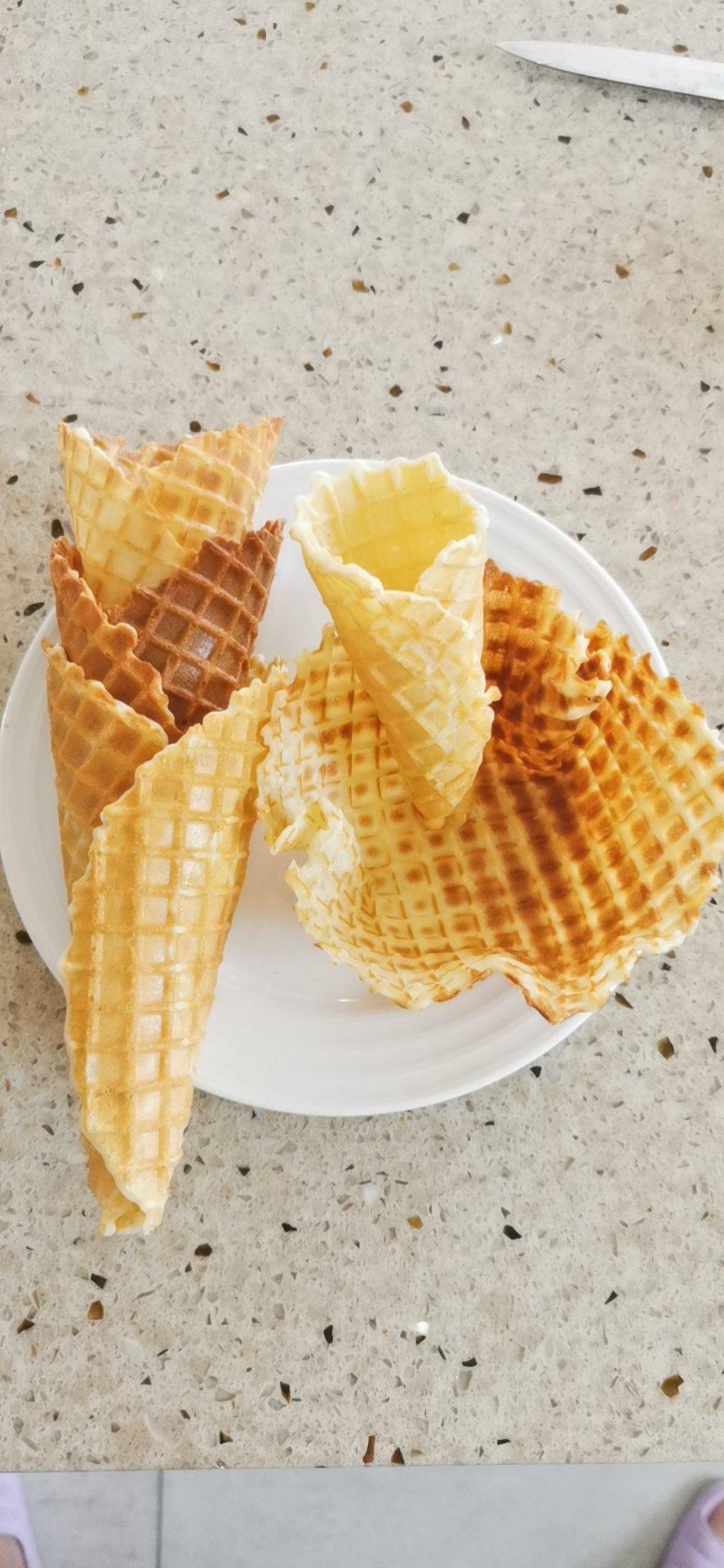 carolinecf做的冰激凌脆皮蛋筒冰激凌碗