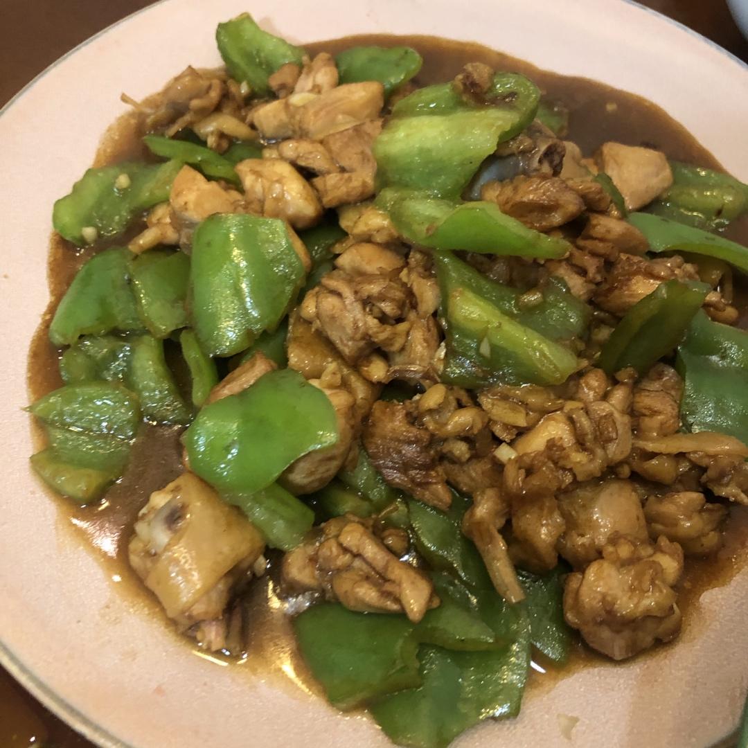 青椒炒鸡腿肉（大厨级别）