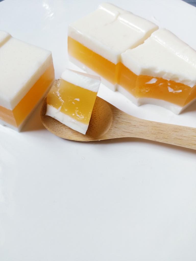 橙汁果冻的做法