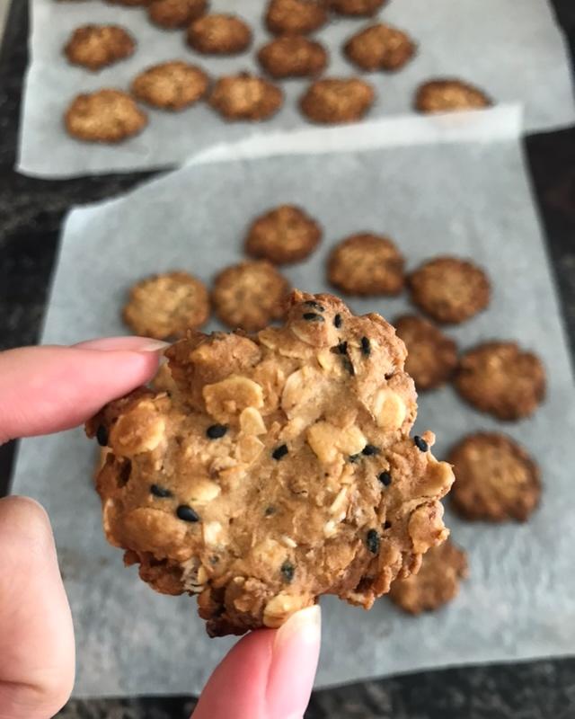 黑芝麻燕麦高纤饼干（无添加，另含植物油减脂配方）