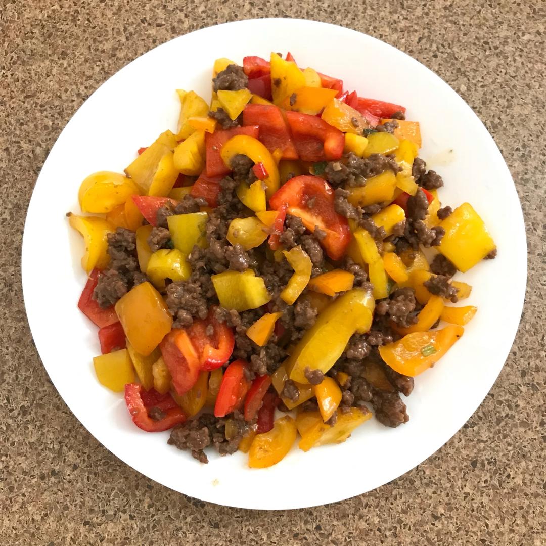 彩椒牛肉粒