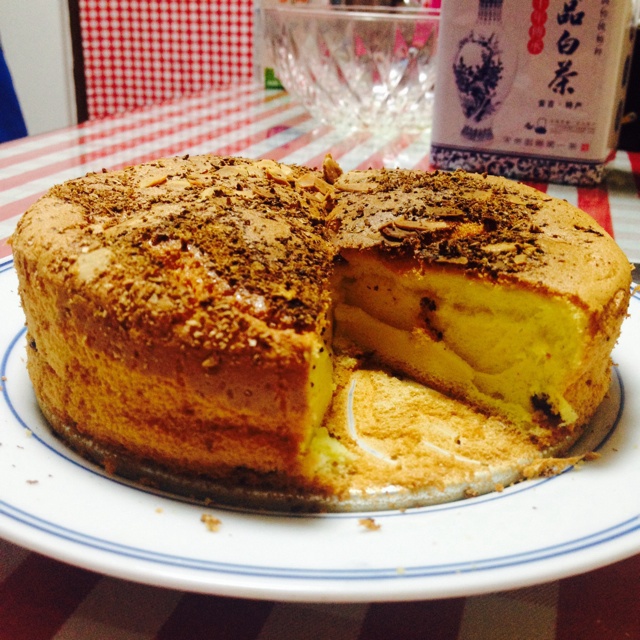 超简单完美戚风蛋糕（6寸2蛋）附打发、翻拌、脱模视频