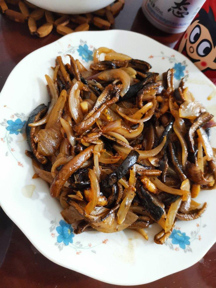 洋葱爆鳝背