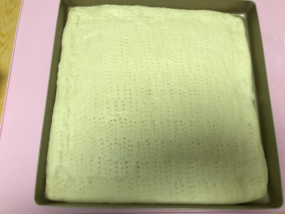 美味的肉松面包卷