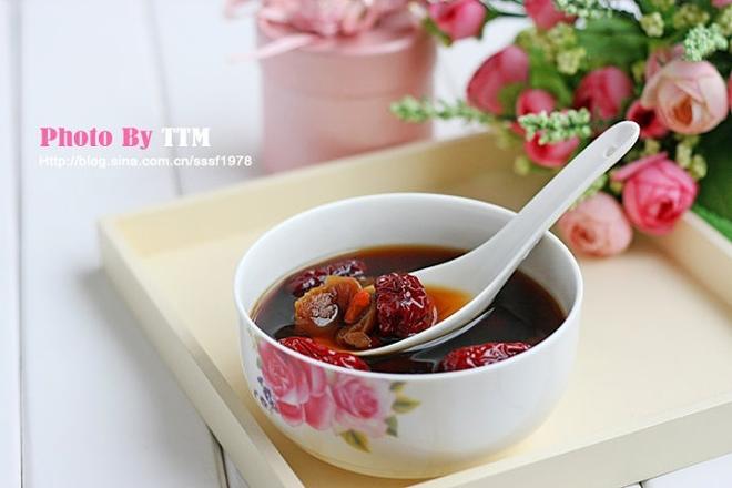 红枣桂圆枸杞红糖水的做法